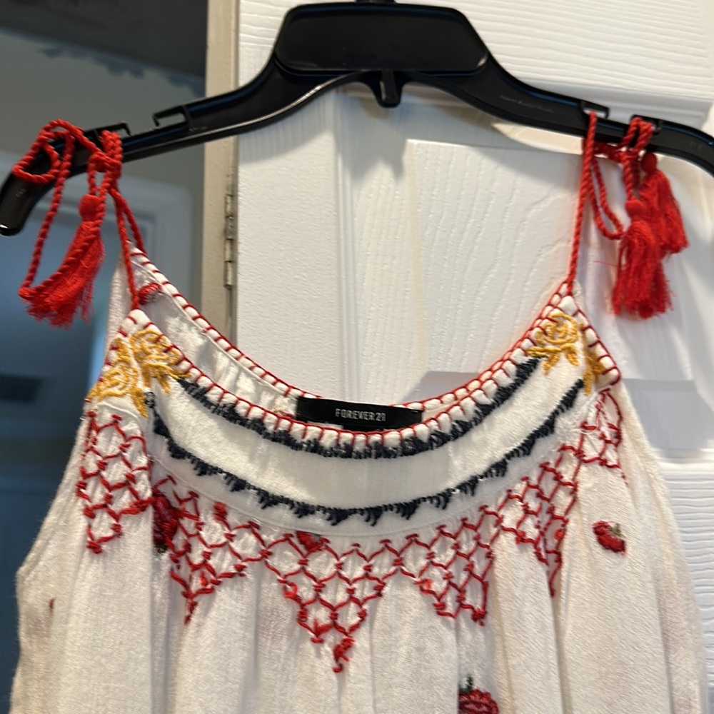 Blouse - Picture 2 of 9